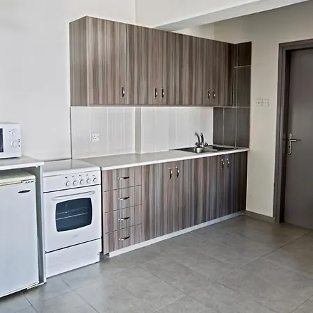 Party Suites 圣纳帕